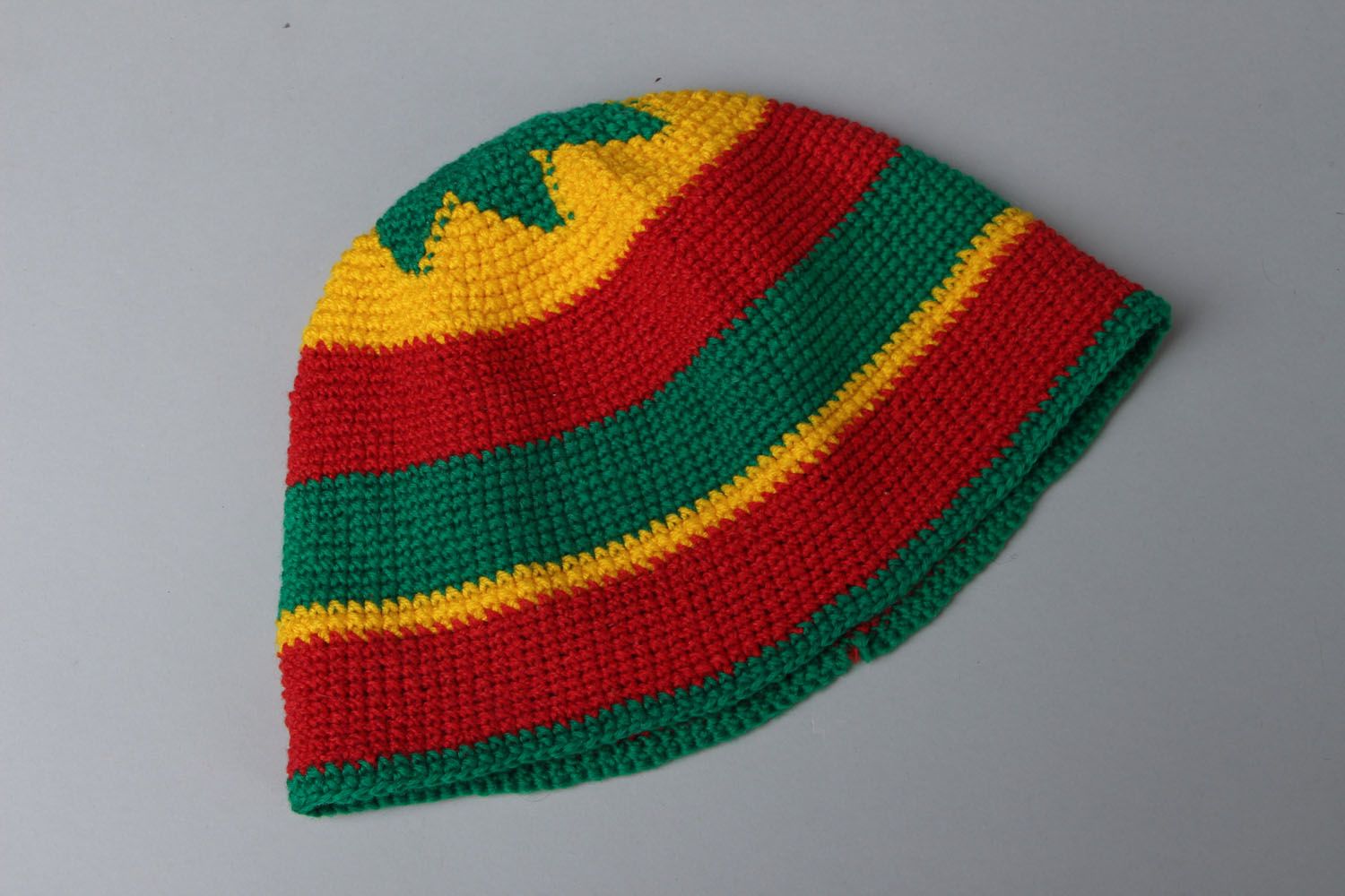 Bonnet tricoté au crochet multicolore fait main photo 1