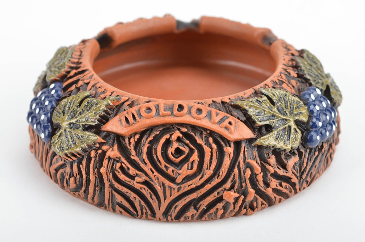 Handmade stylish beautiful ceramic brown ashtray decorated with stucco photo 5
