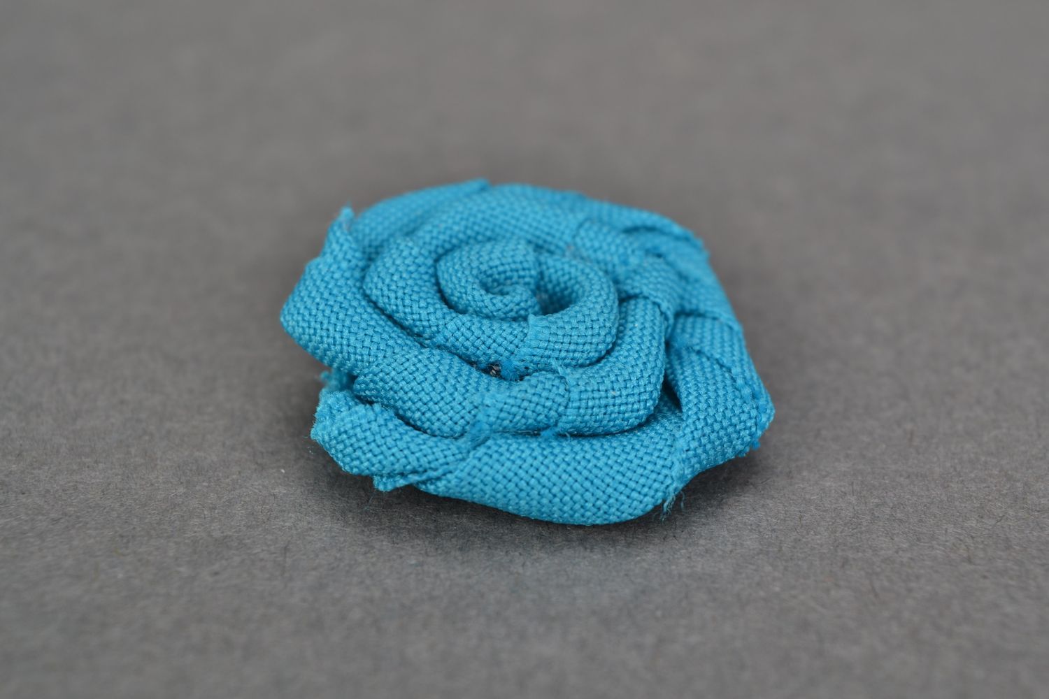 Set of 6 handmade bright blue fabric rose flowers for DIY accessories photo 3