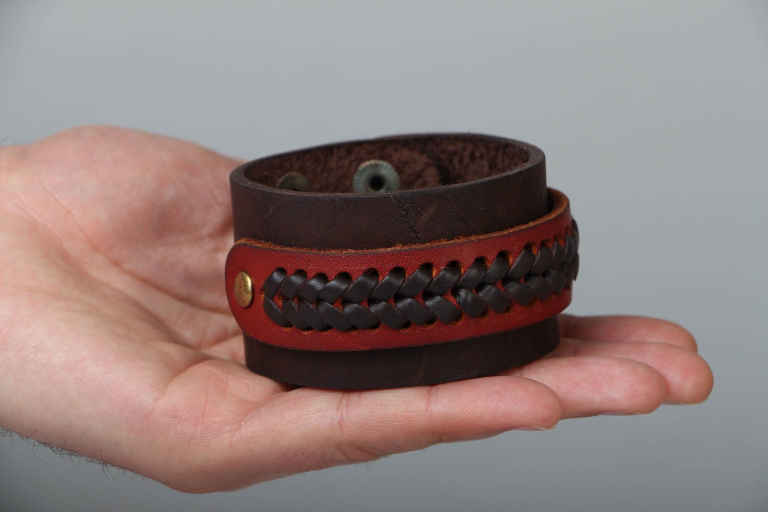 Bracelet en cuir fait main original rouge photo 4