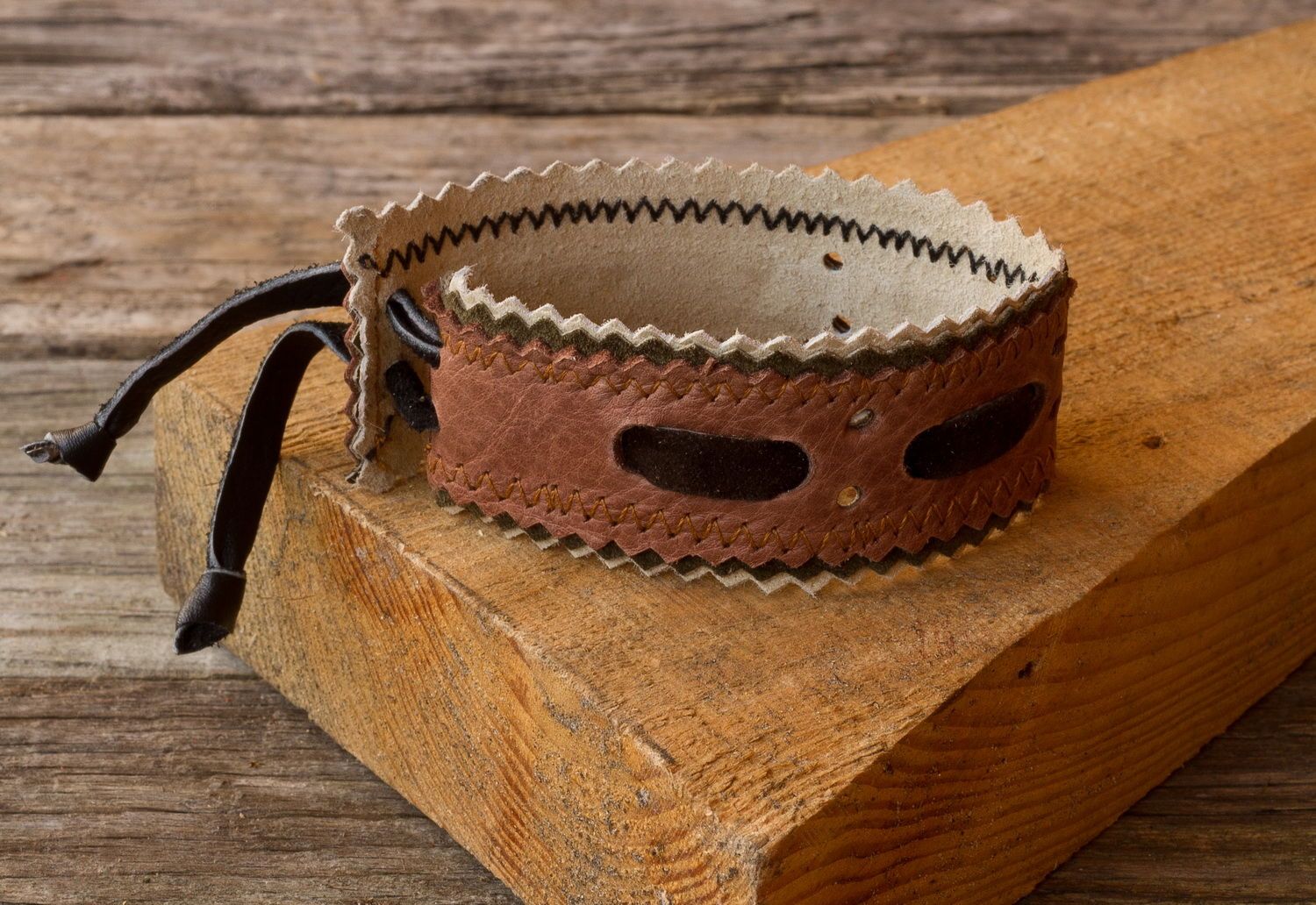 Handmade leather bracelet  photo 3