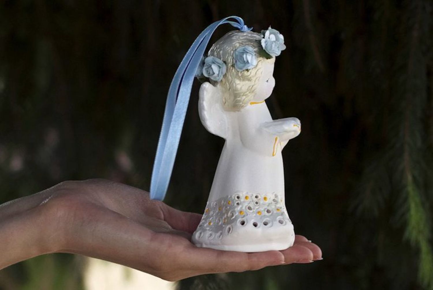 Колокольчик керамический подвеска декоративная Ангелок в веночке фото 1