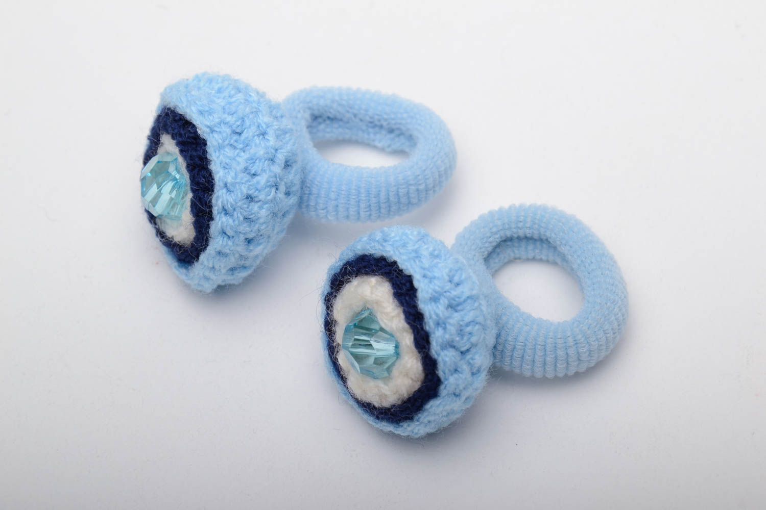 Crochet hair ties for baby photo 3