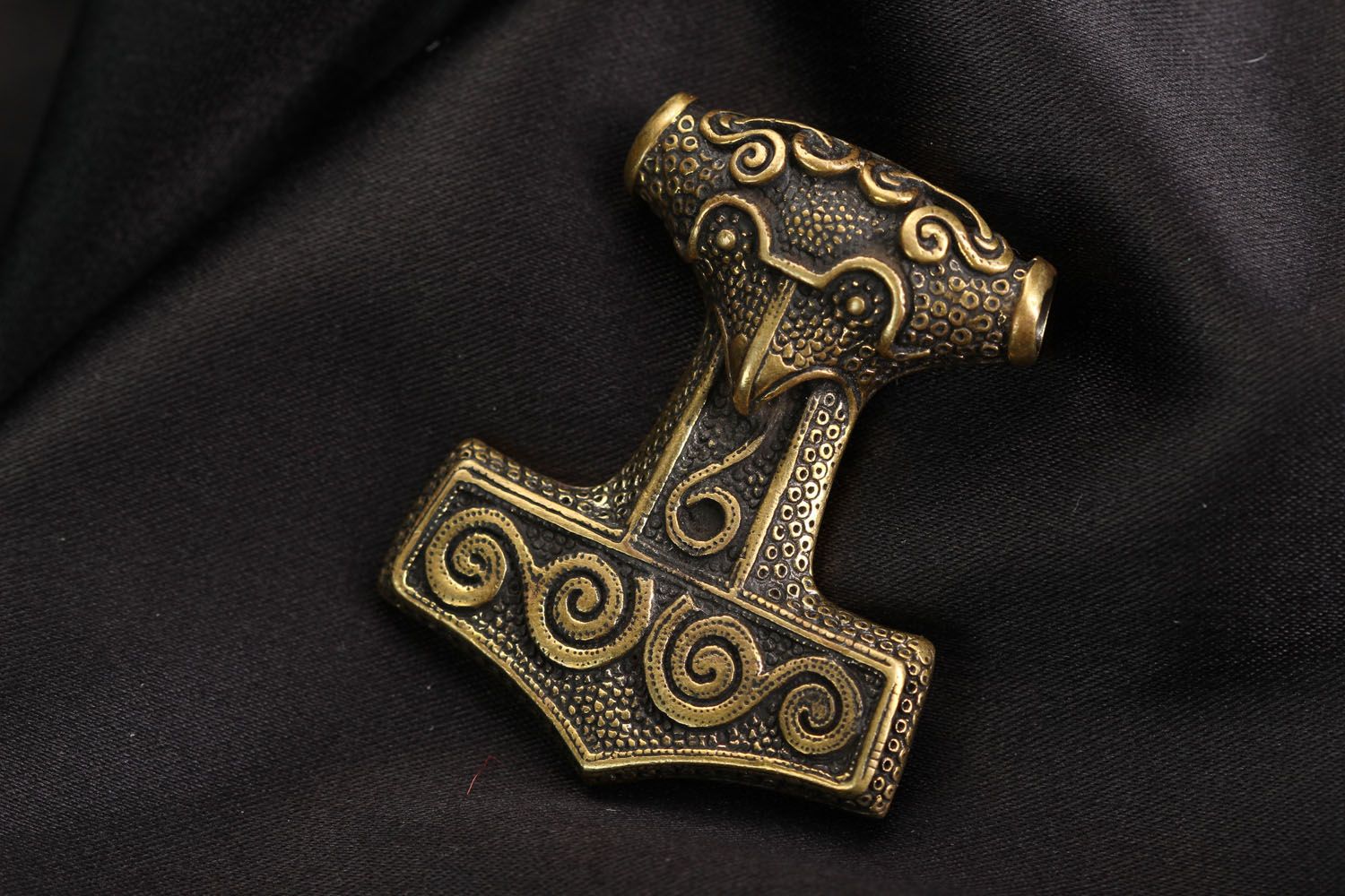 Bronze pendant Hammer of Thor photo 1