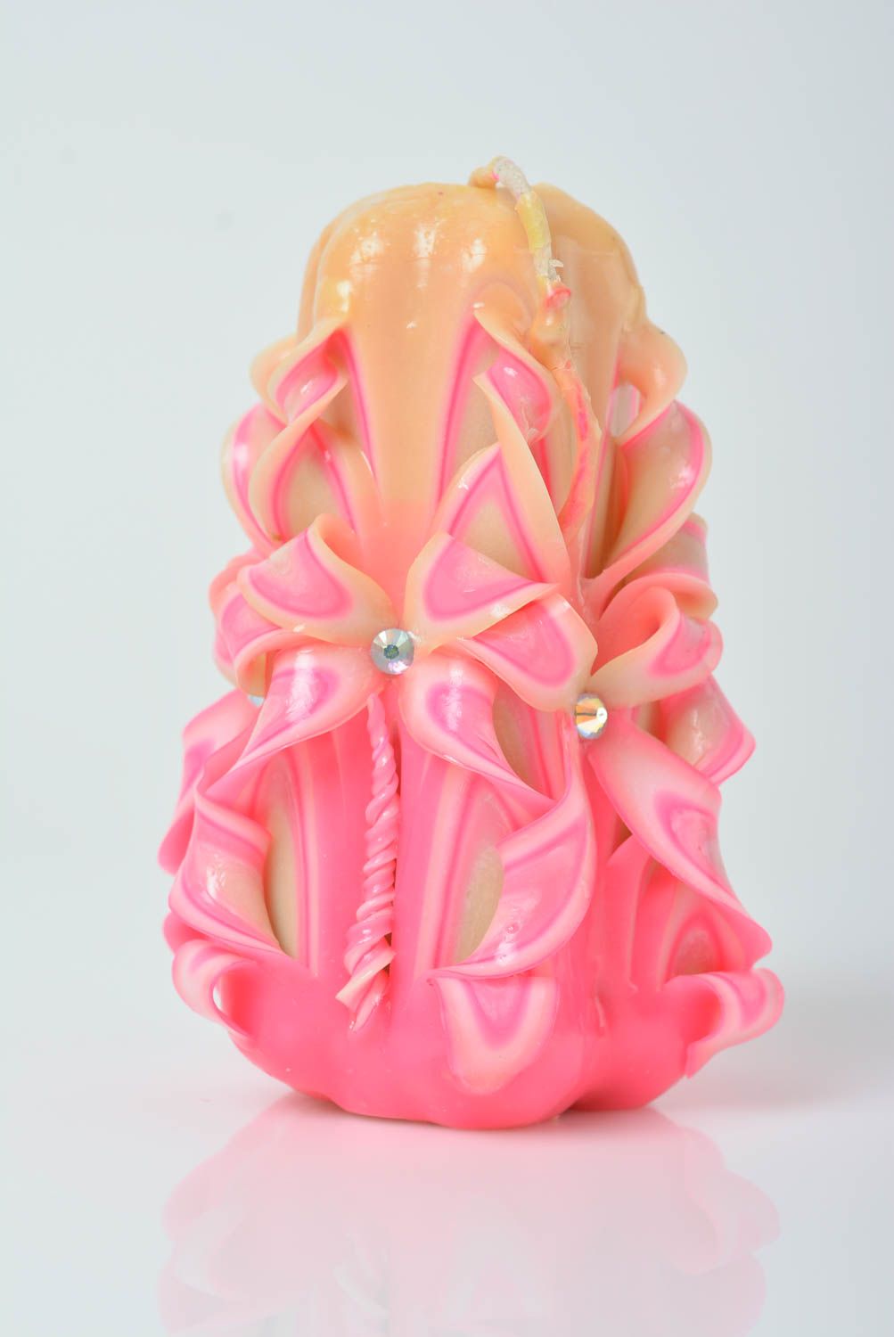 Carved handmade pink medium sized candle with beautiful rhinestones for home photo 1