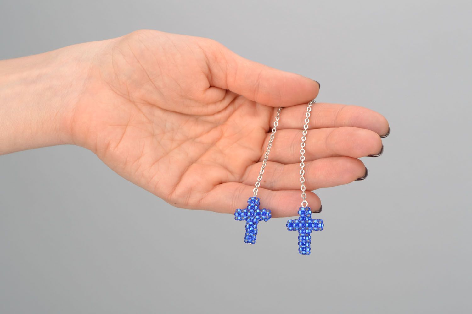 Long earrings with crosses photo 2