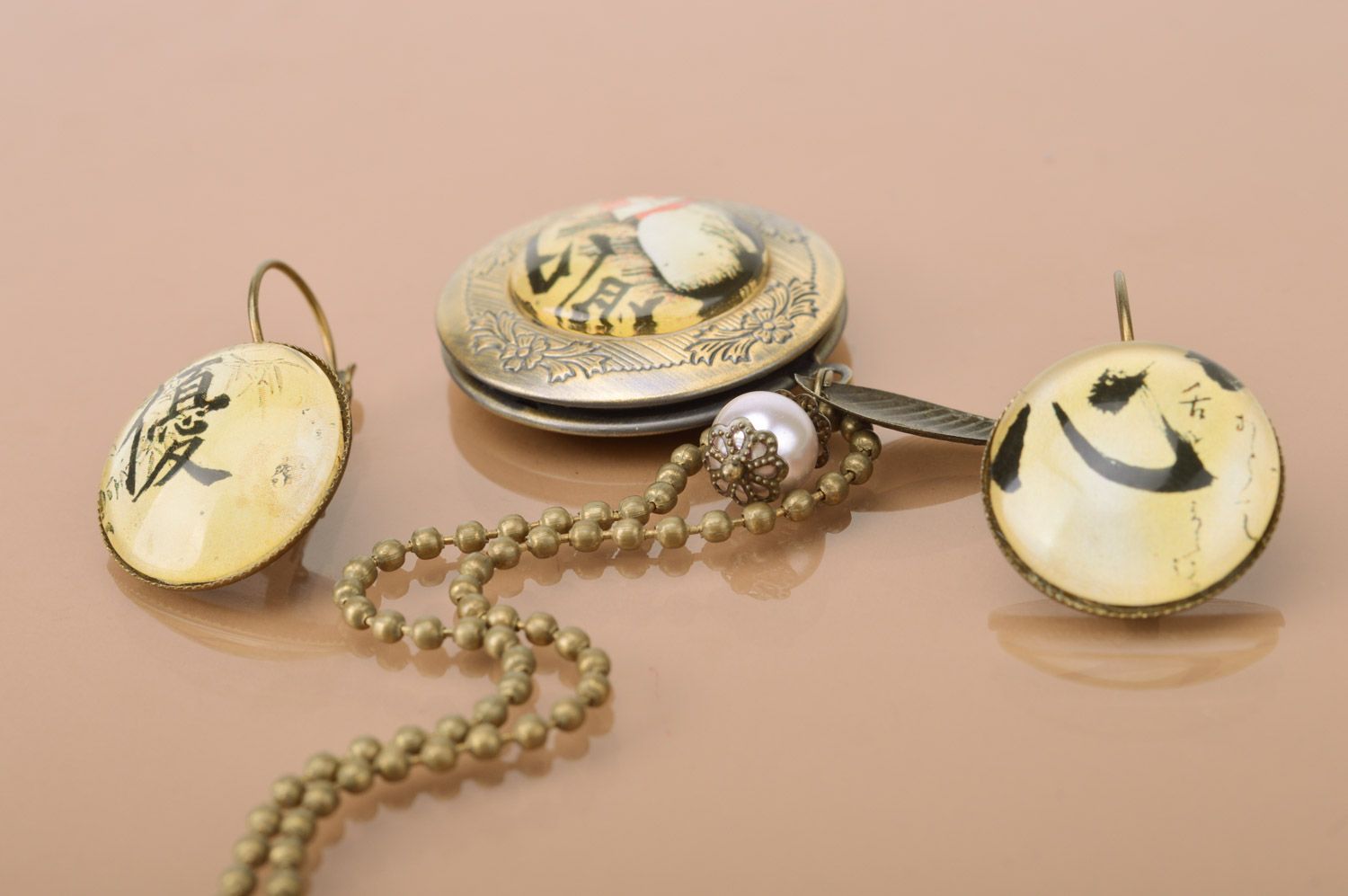 Set of handmade metal jewelry in Japanese style locket and dangle earrings photo 2