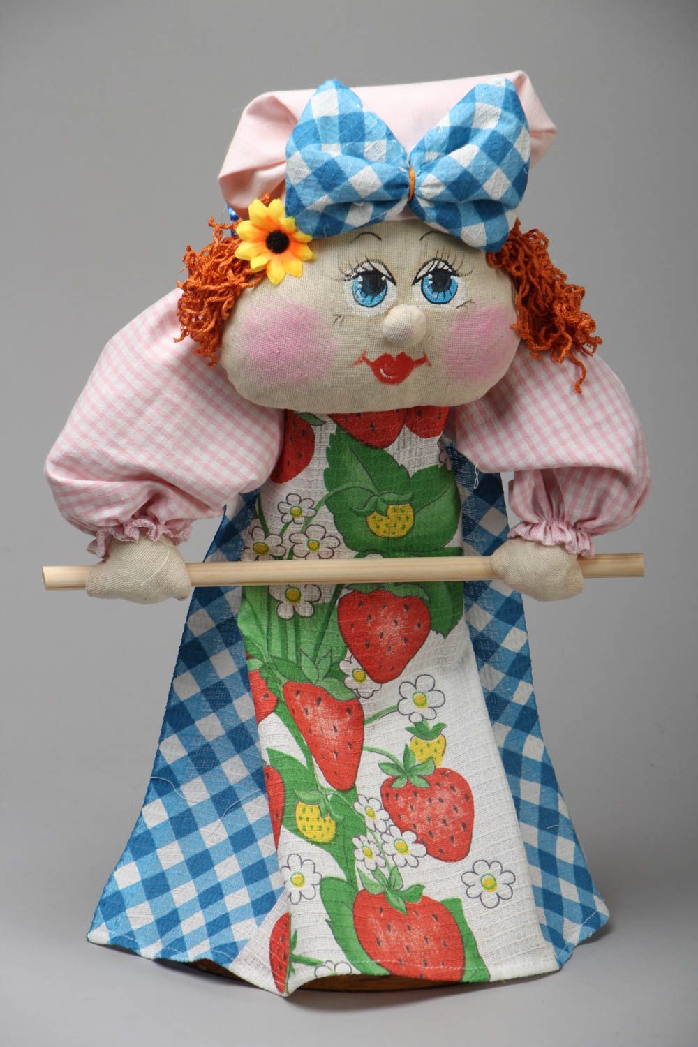 Кукла держатель для полотенец Бабка-полотенце фото 1