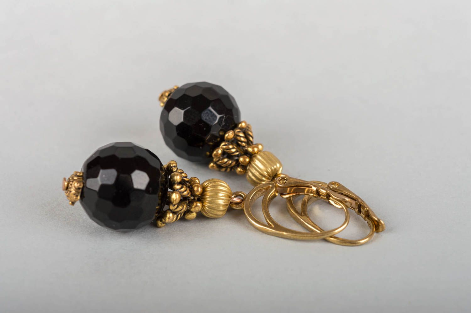 Handmade stylish earrings made of natural stone agate and brass fittings photo 5