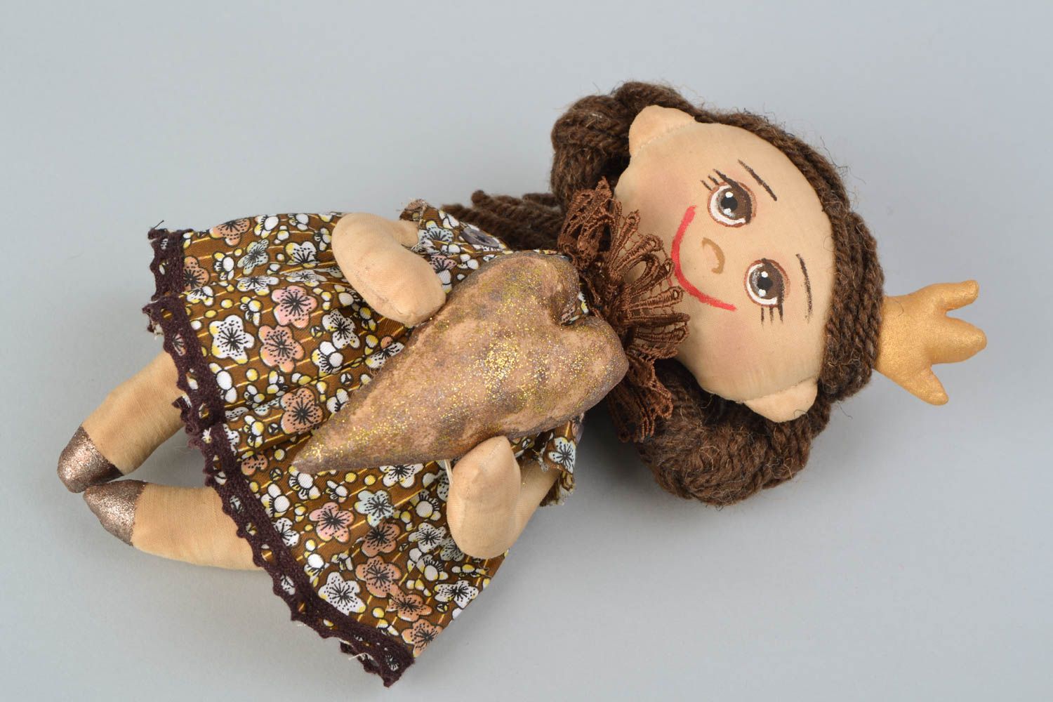 Künstlerische Puppe aus Stoff Prinzessin foto 2