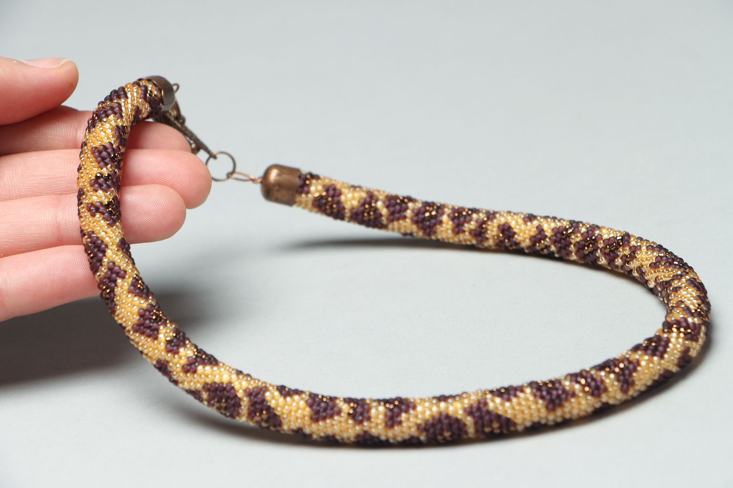 Short crochet beaded cord necklace photo 4