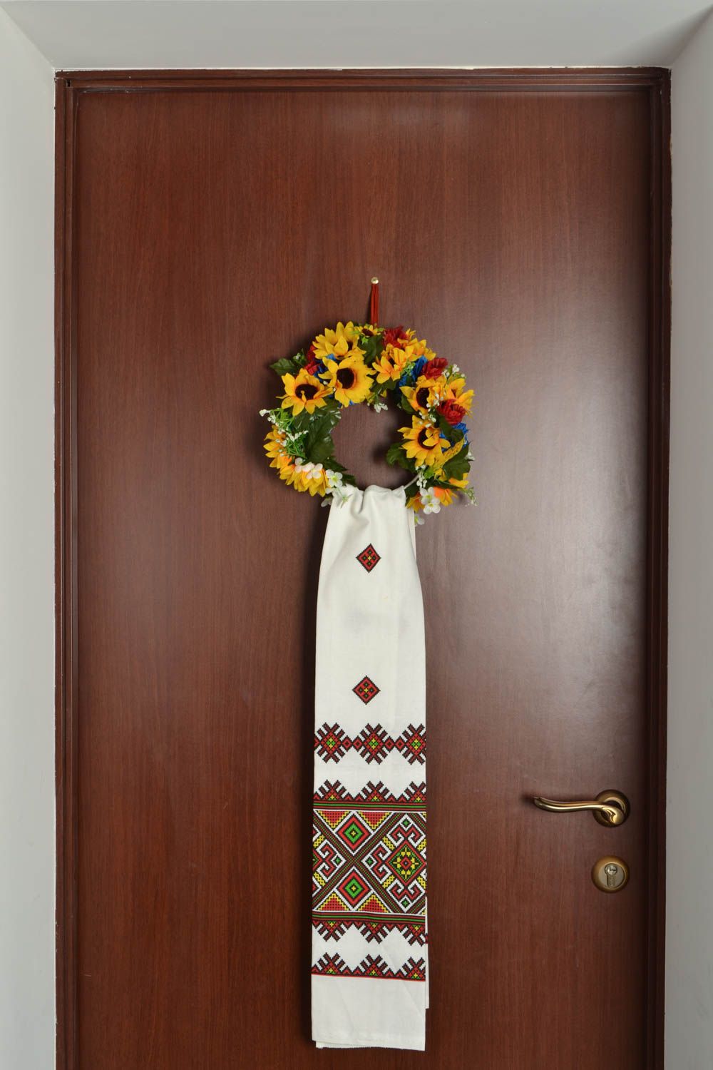 Handmade door wreath photo 1
