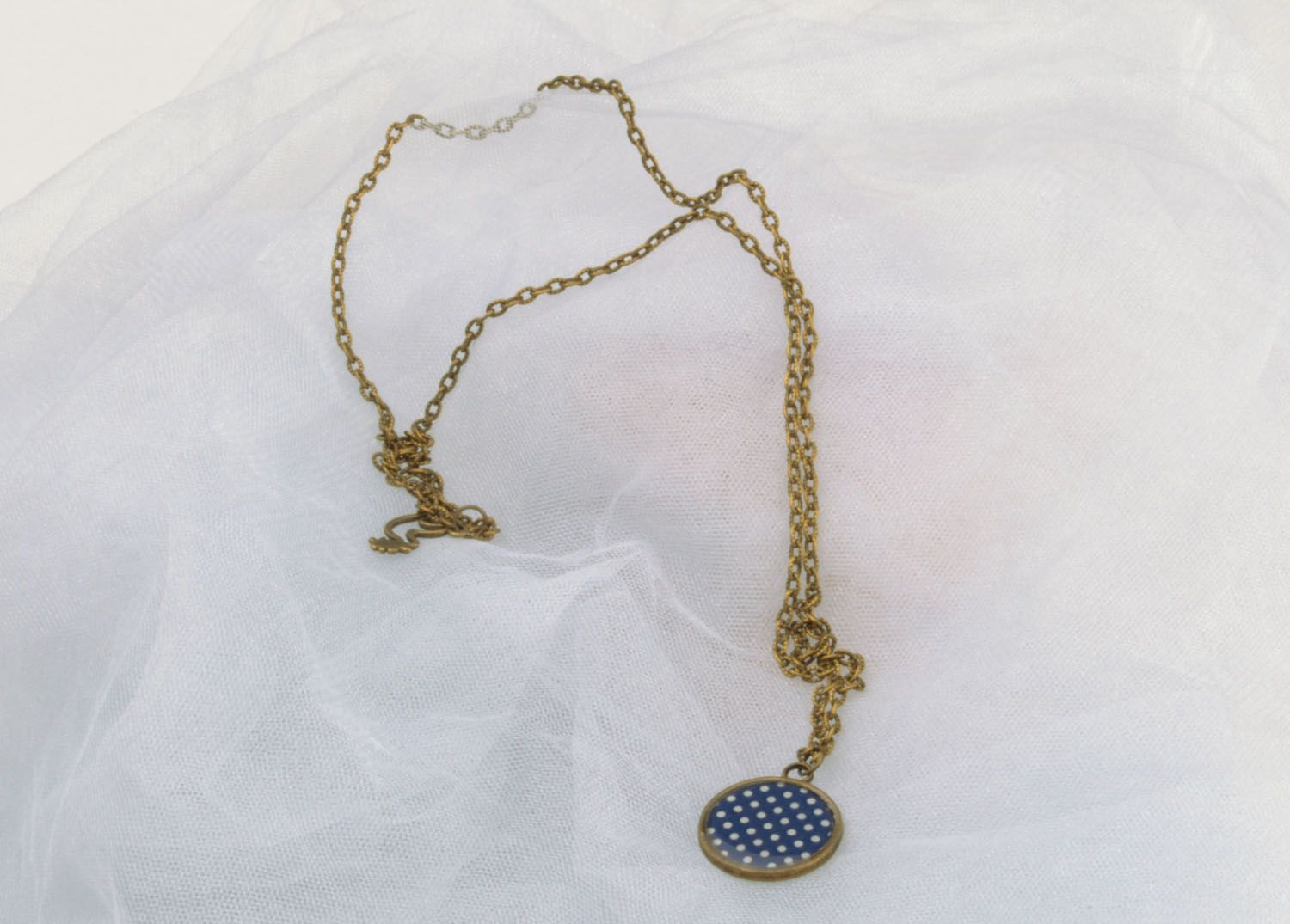 Polka dots pendant made of epoxy resin photo 1
