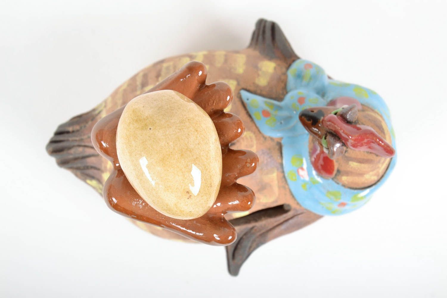 Tirelire en céramique Poule avec un œuf faite main photo 2