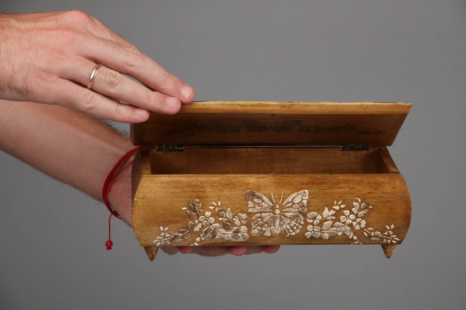 Wooden box for needlework photo 5