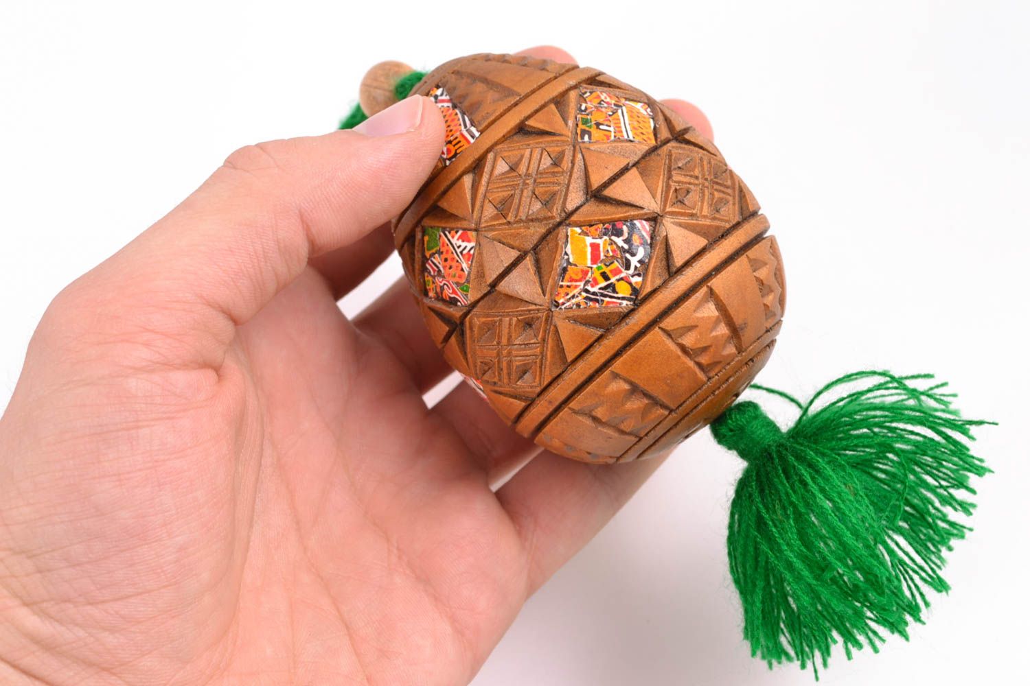 Пасхальное яйцо ручной работы подарок из дерева резной красивый подарок на Пасху фото 2