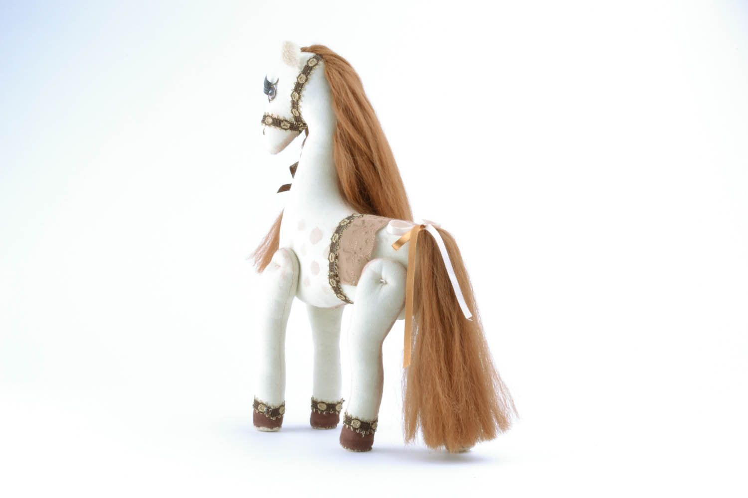 Brinquedo macio artesanal de tecidos naturais Cavalo foto 4