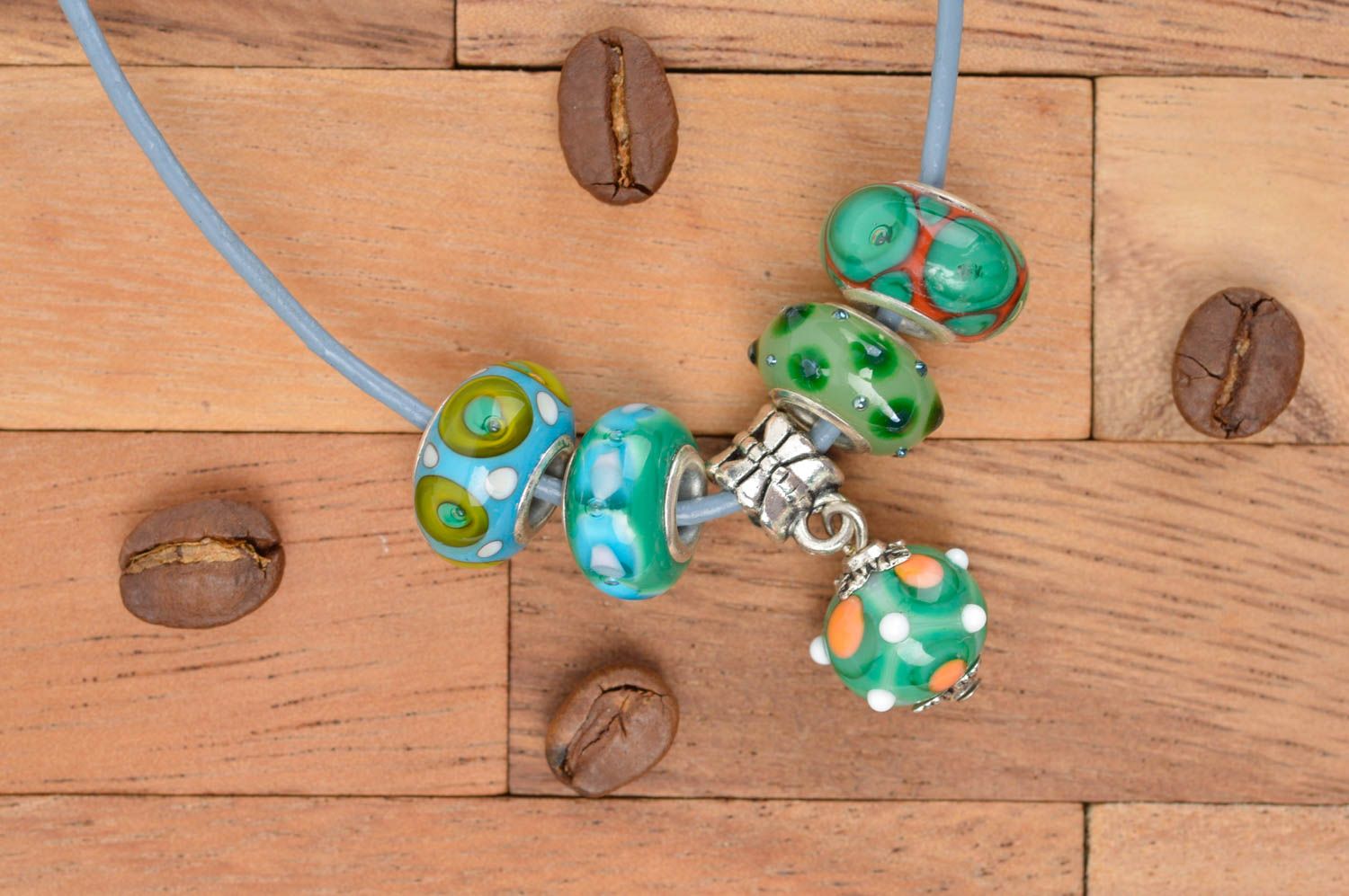 Handmade glass beaded necklace lampwork pendant beaded pendant glass beads photo 1