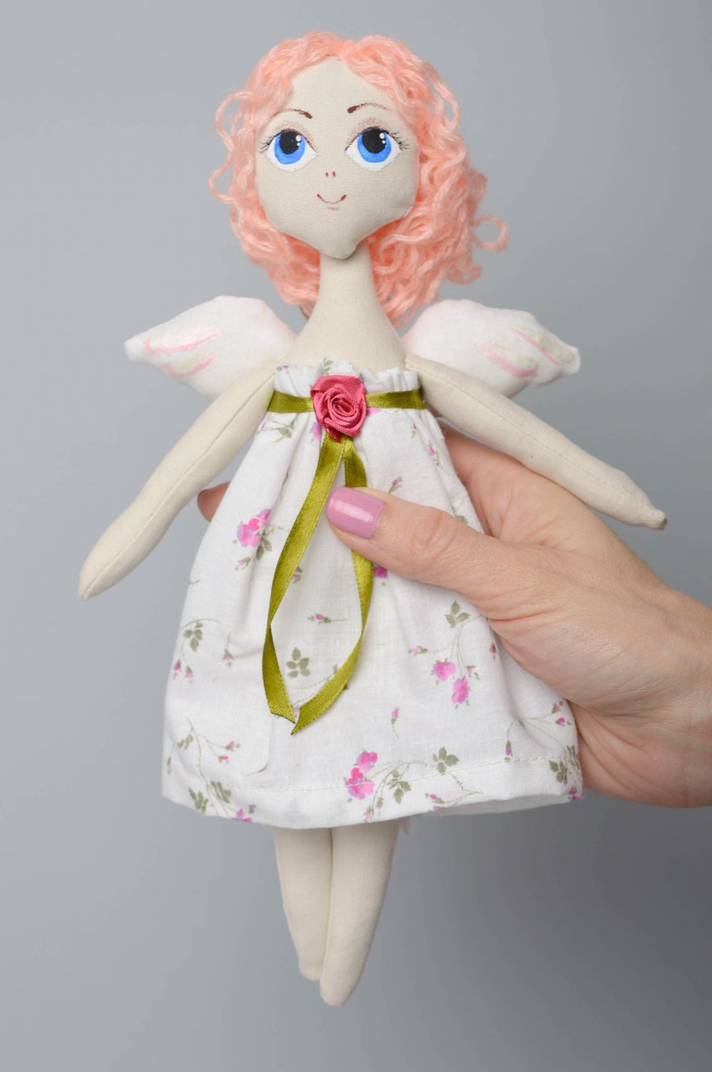 Авторская кукла игрушка с петелькой из ткани  фото 3