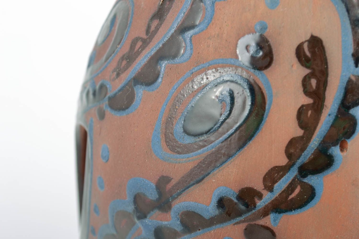 Декоративная ваза в виде яйца из глины ручной работы для сухоцветов коричневая расписная фото 3