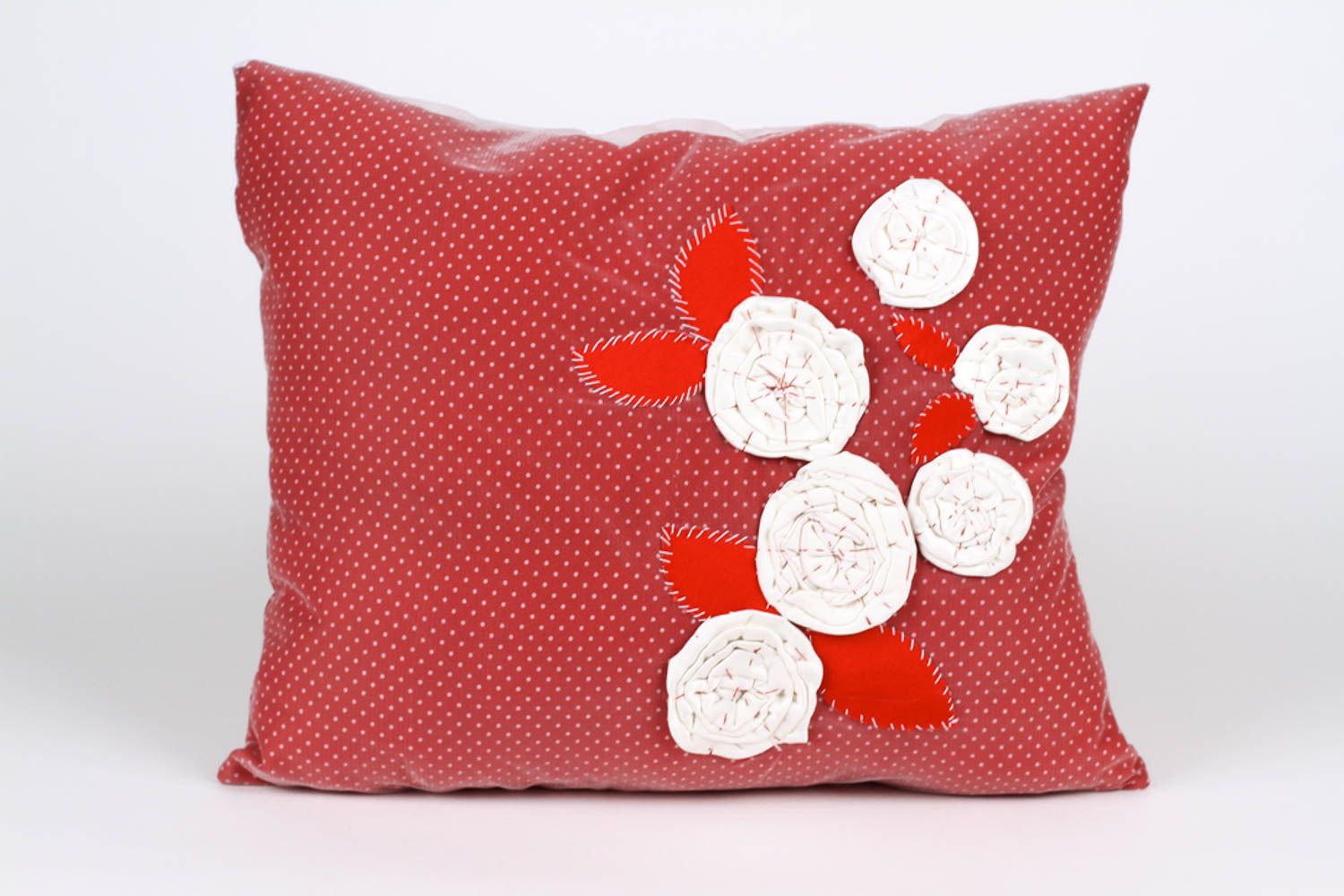Декоративная подушка хенд мейд подушка на диван красная диванная подушка фото 2