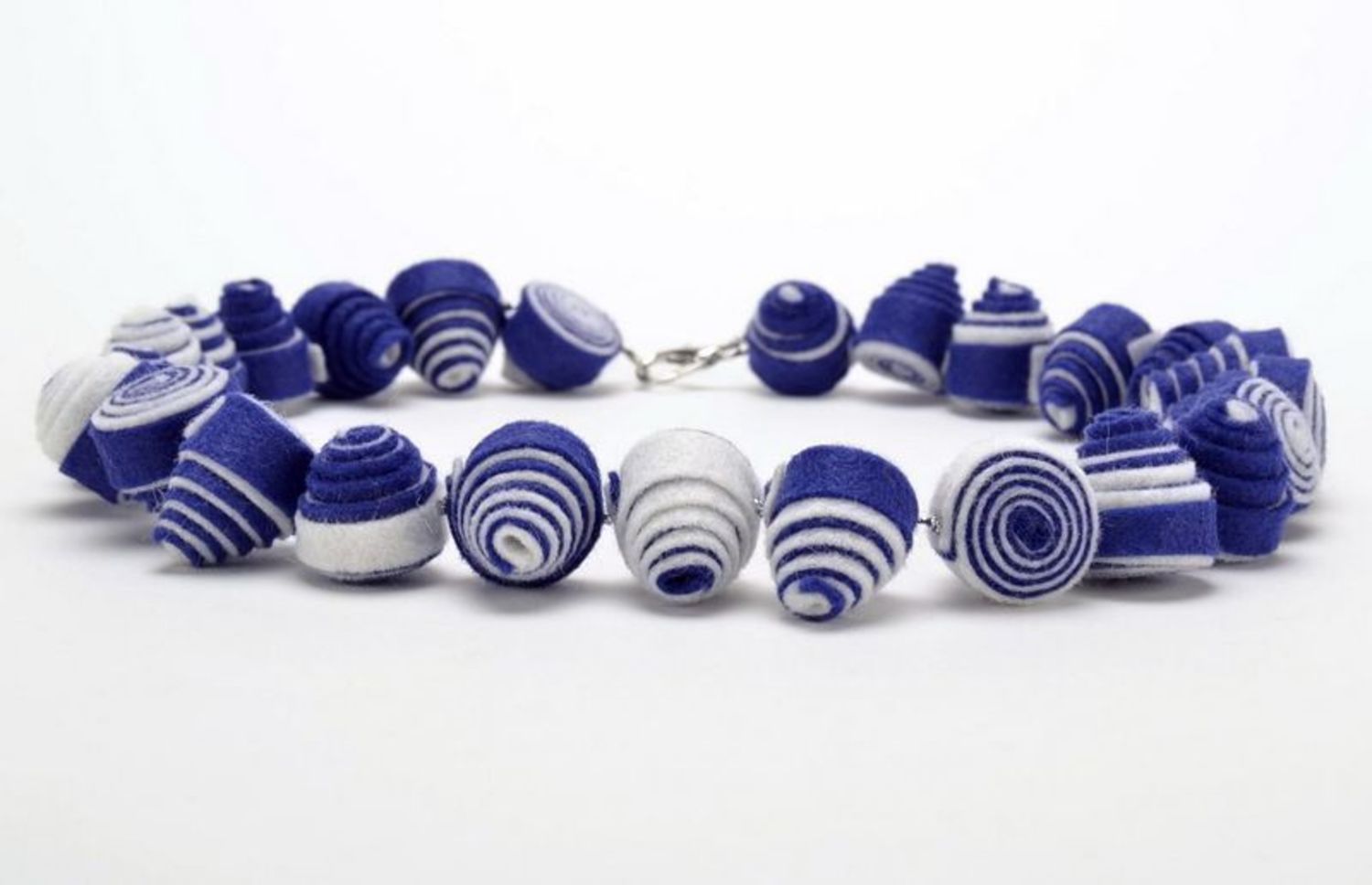 Blue felt necklace with plastic beads photo 1
