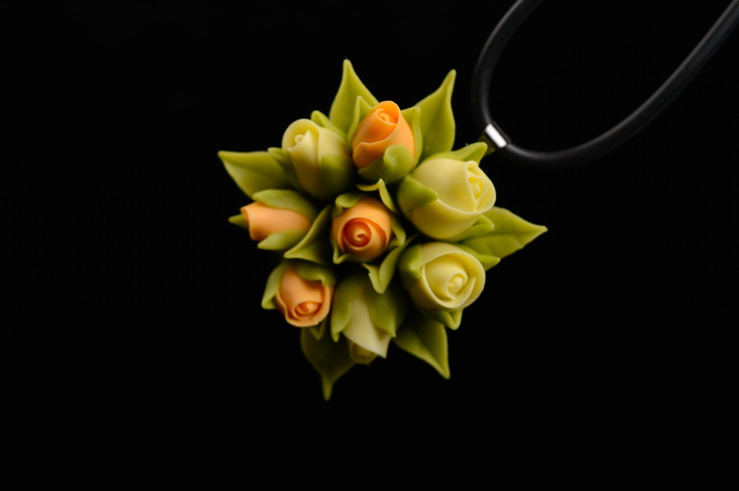 Pendentif design en céramique froide Bouquet de roses photo 4