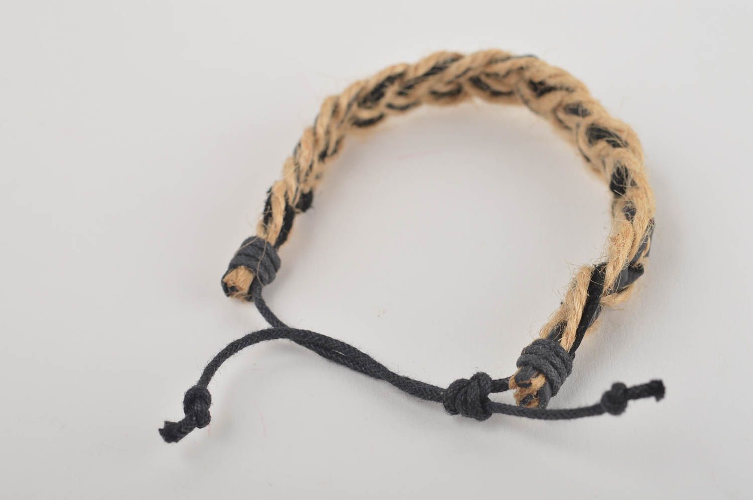 Bracelet cuir Bijou fait main tressé design de créateur Accessoire femme photo 5