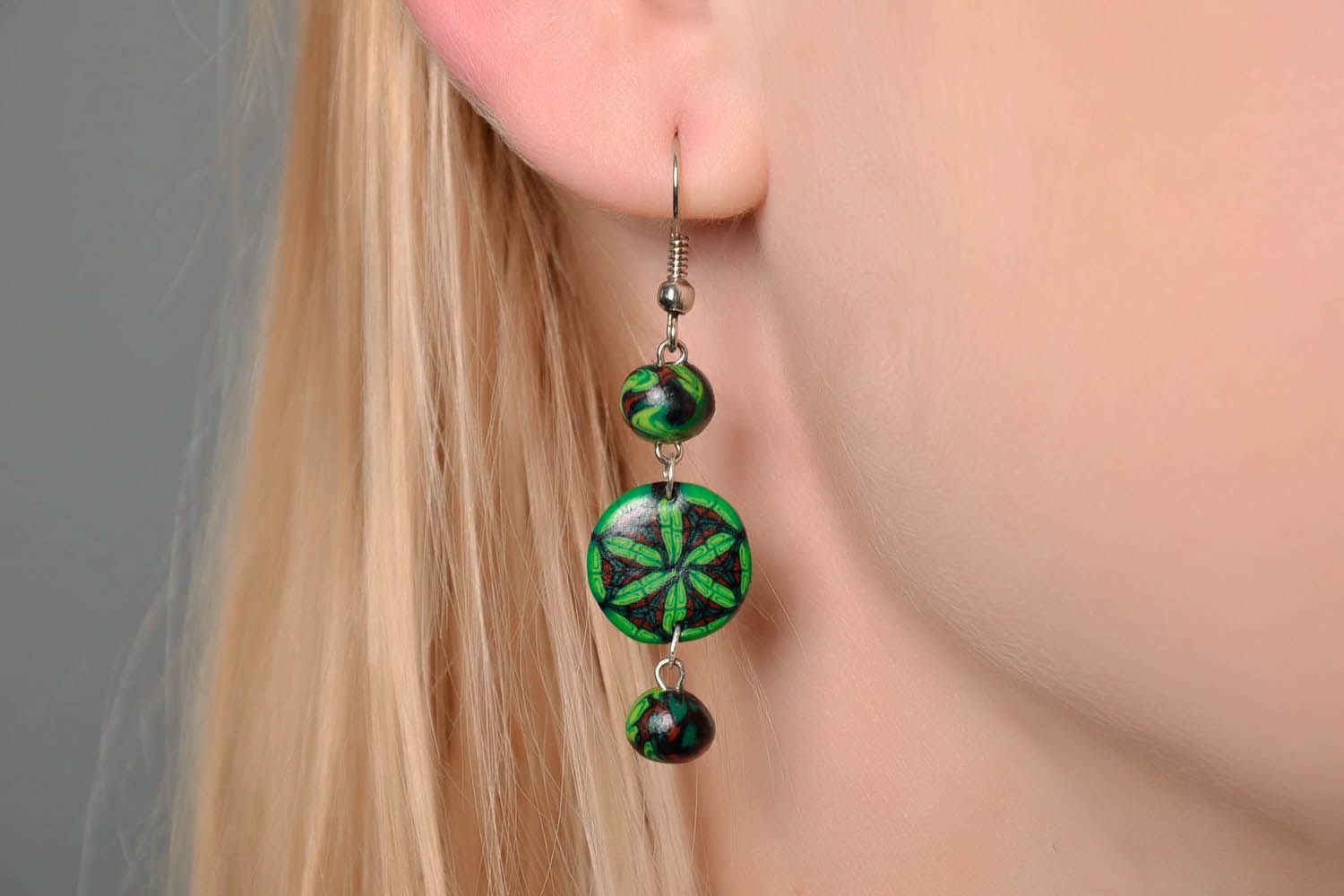 Long green earrings photo 4