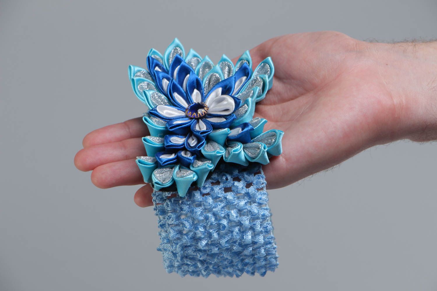 Handmade designer headband with stretch basis and volume blue kanzashi flower photo 5