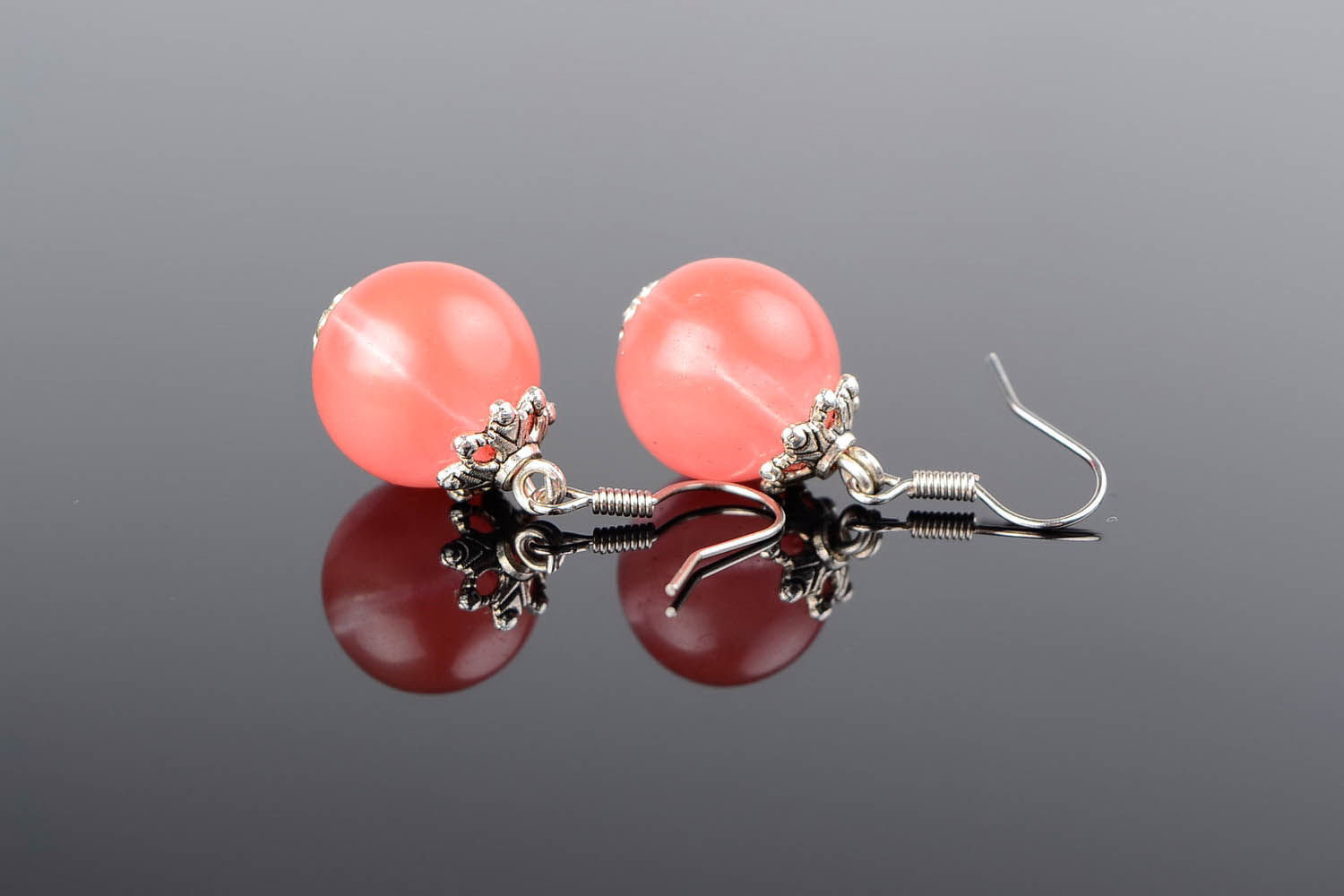 Earrings with pink agate photo 2