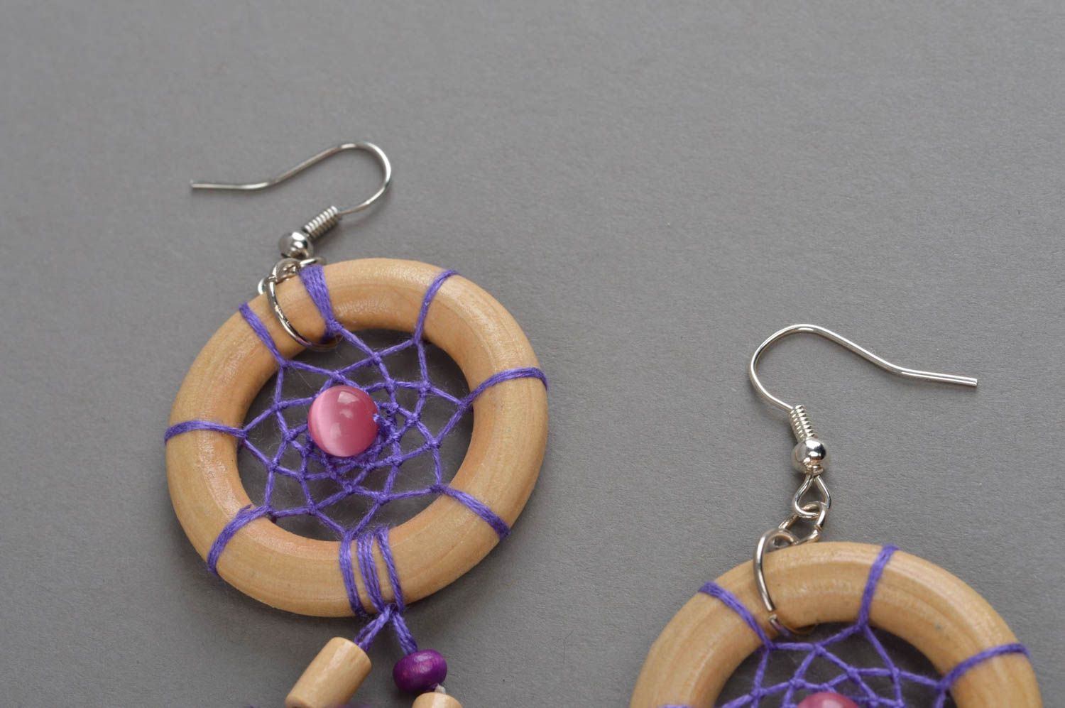 Handmade designer Dreamcatcher lilac earrings with feathers and cat's eye photo 4