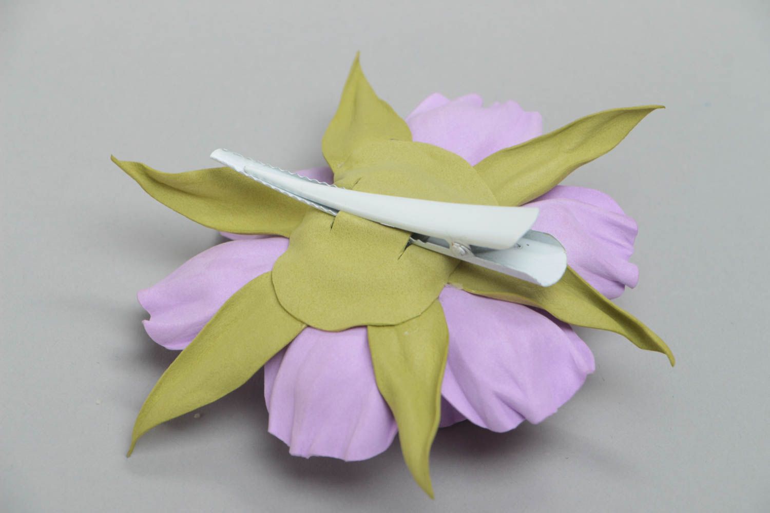 Handmade decorative hair clip with volume large tender violet foamiran flower photo 4