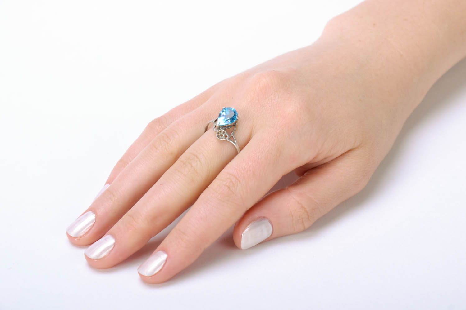 Женское серебряное кольцо фото 5