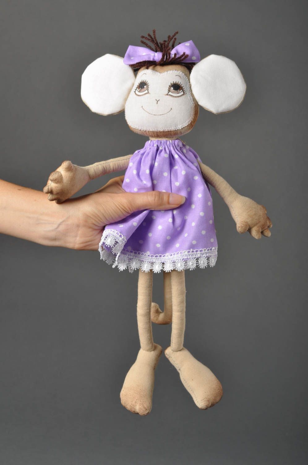 Handmade Kuscheltier Affe im Kleid Stoff Spielzeug Geschenk für Kinder  foto 4
