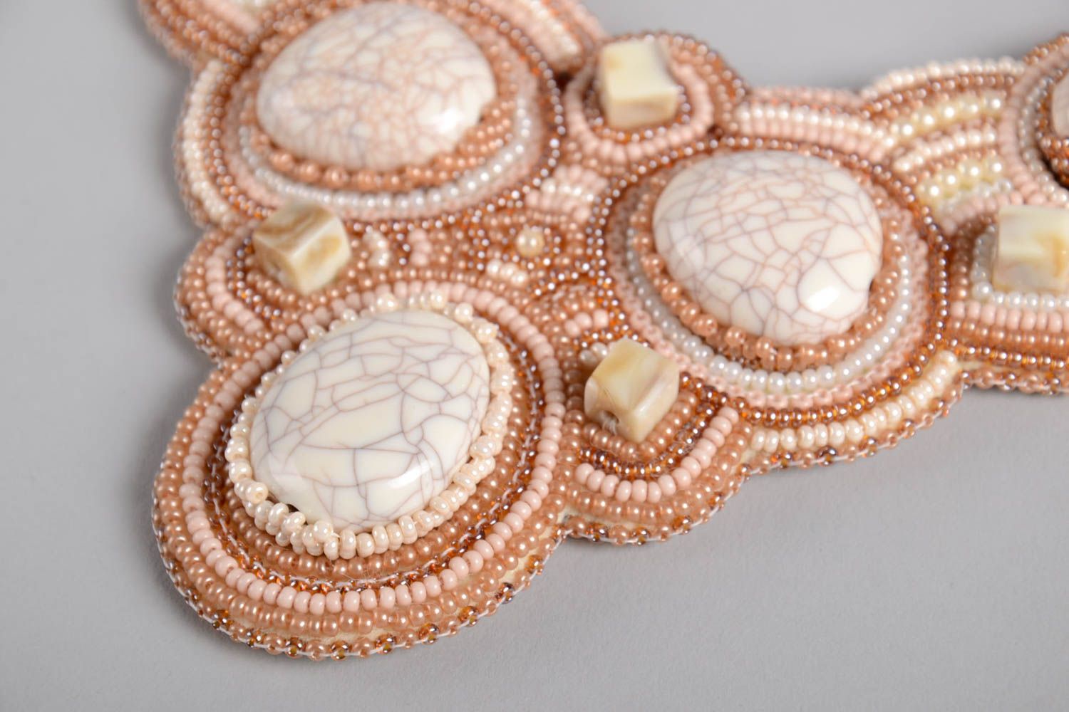 Handmade massive necklace unusual beige jewelry evening feminine accessory photo 3