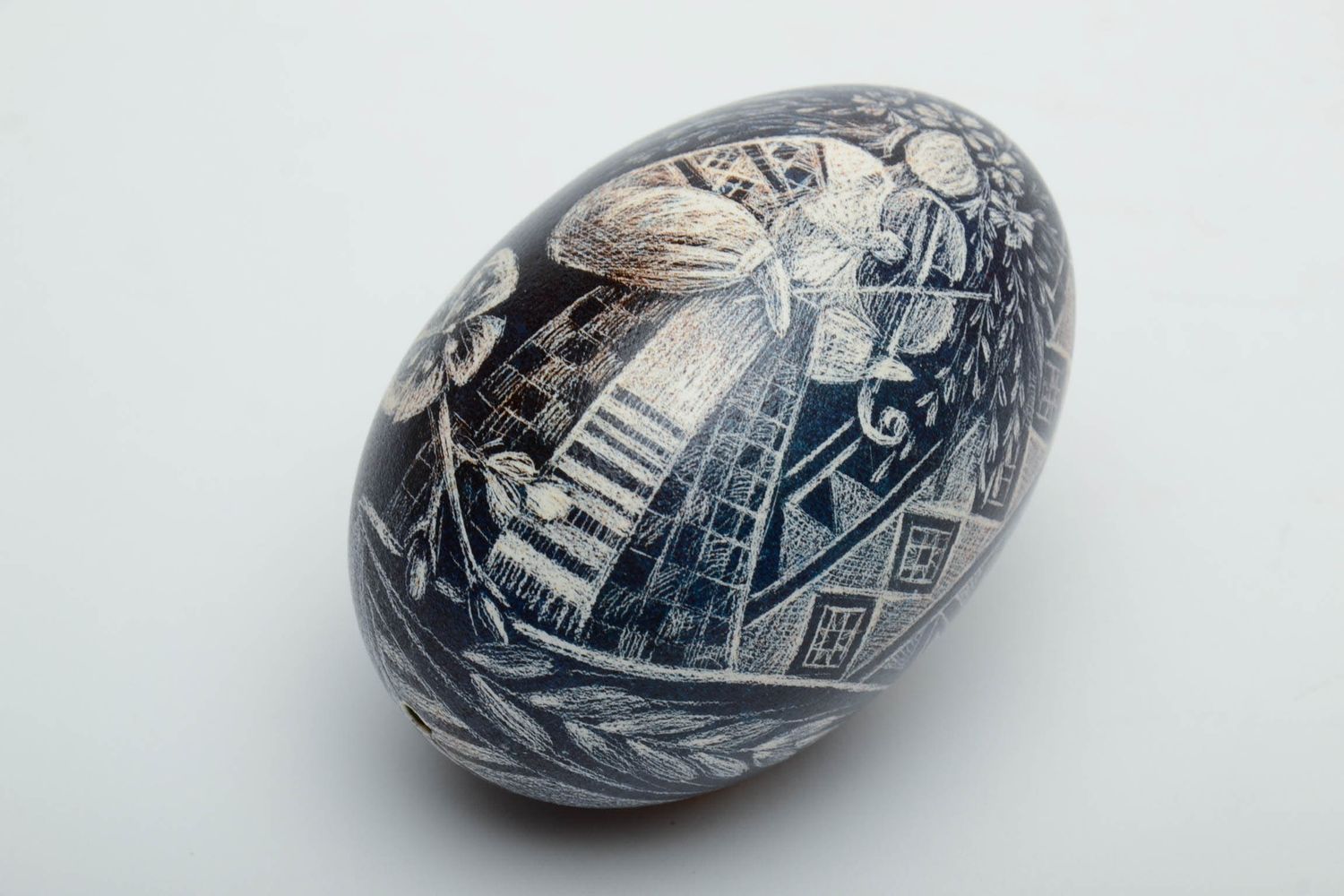 Huevo de Pascua pintado foto 2