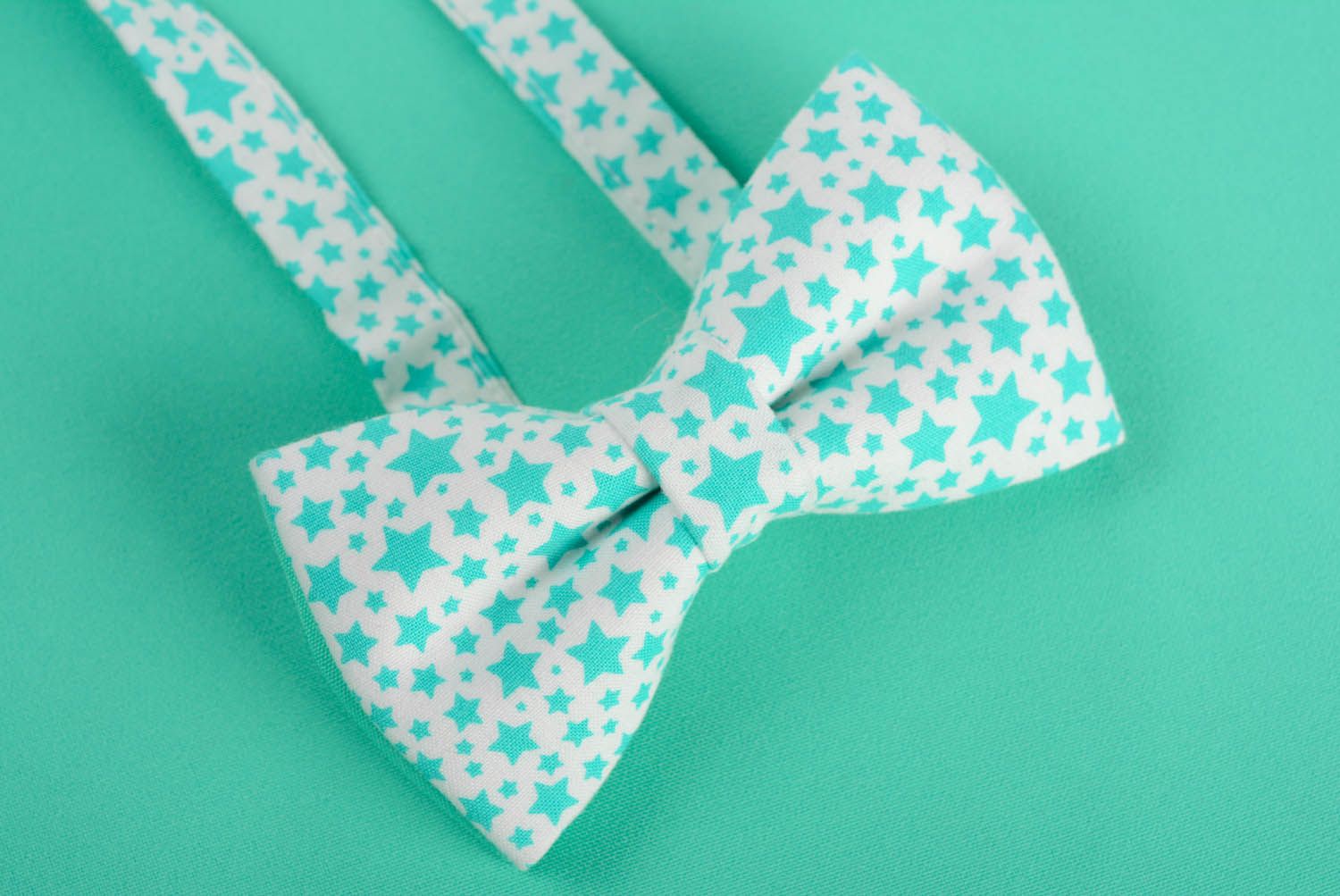 White bow tie with stars photo 3