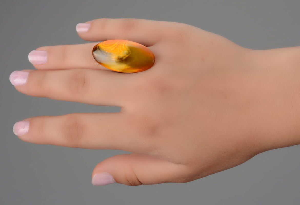 Ring made of cow horn Amber photo 4
