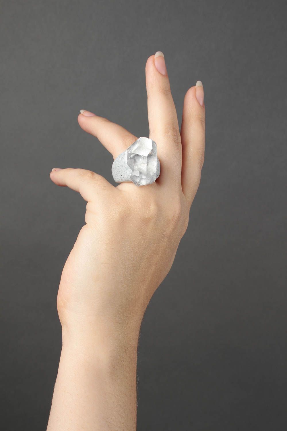 Кольцо ручной работы украшение из полимерной глины украшение кольцо серое фото 1