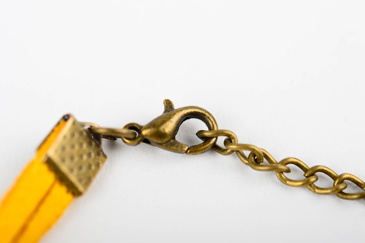 Кожаный браслет хэнд мэйд браслет на руку желтый яркий украшение из кожи фото 5