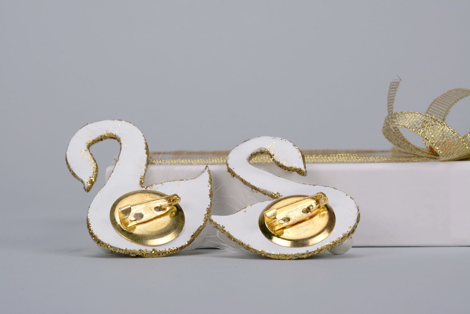 Brooches Swan couple photo 2