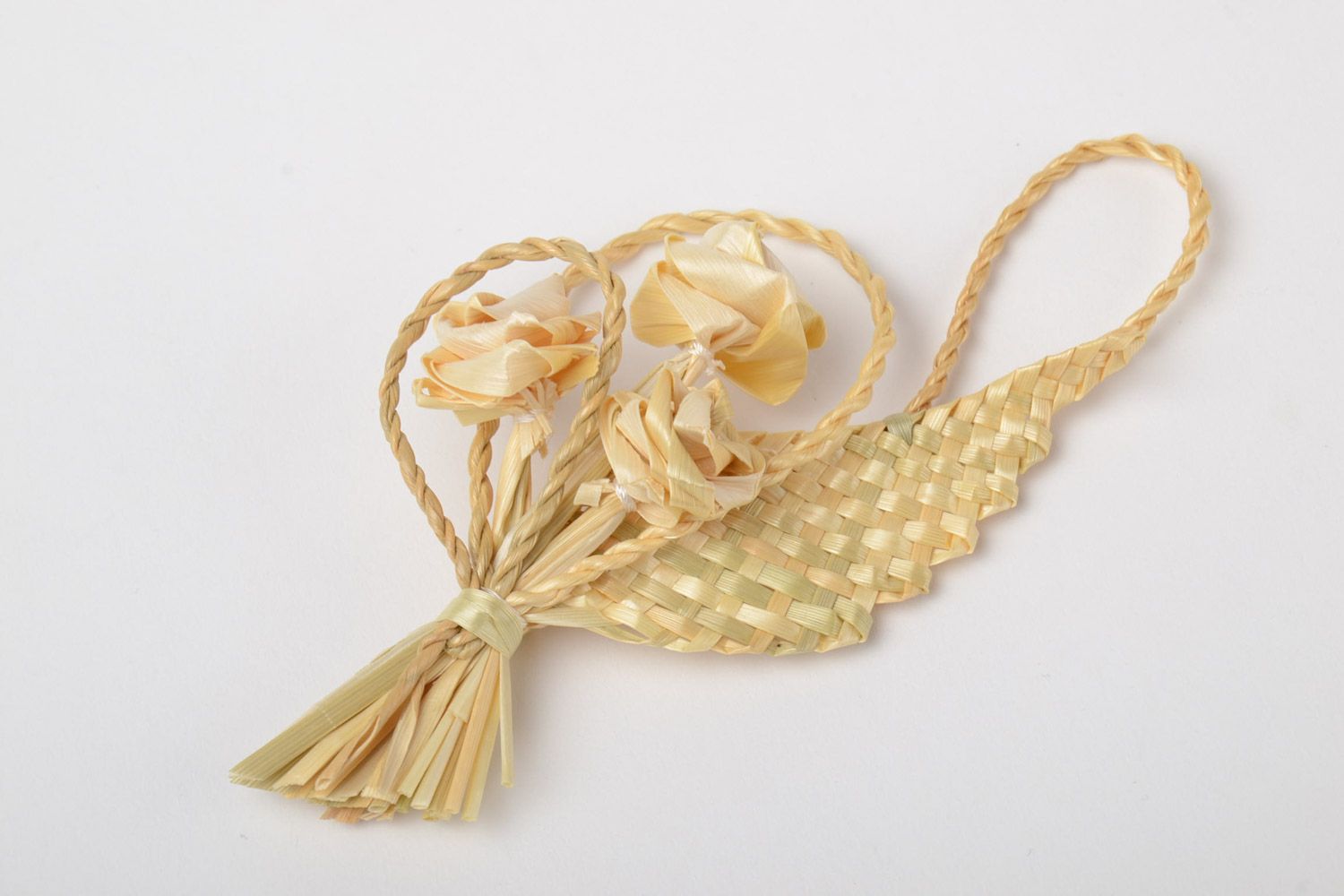 Handmade decorative wall hanging woven of straw in the shape of flower bouquet photo 2