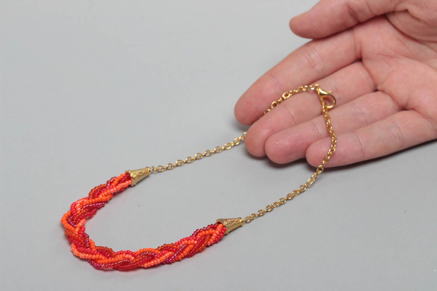 Beautiful stylish handmade children's red beaded necklace on chain photo 5