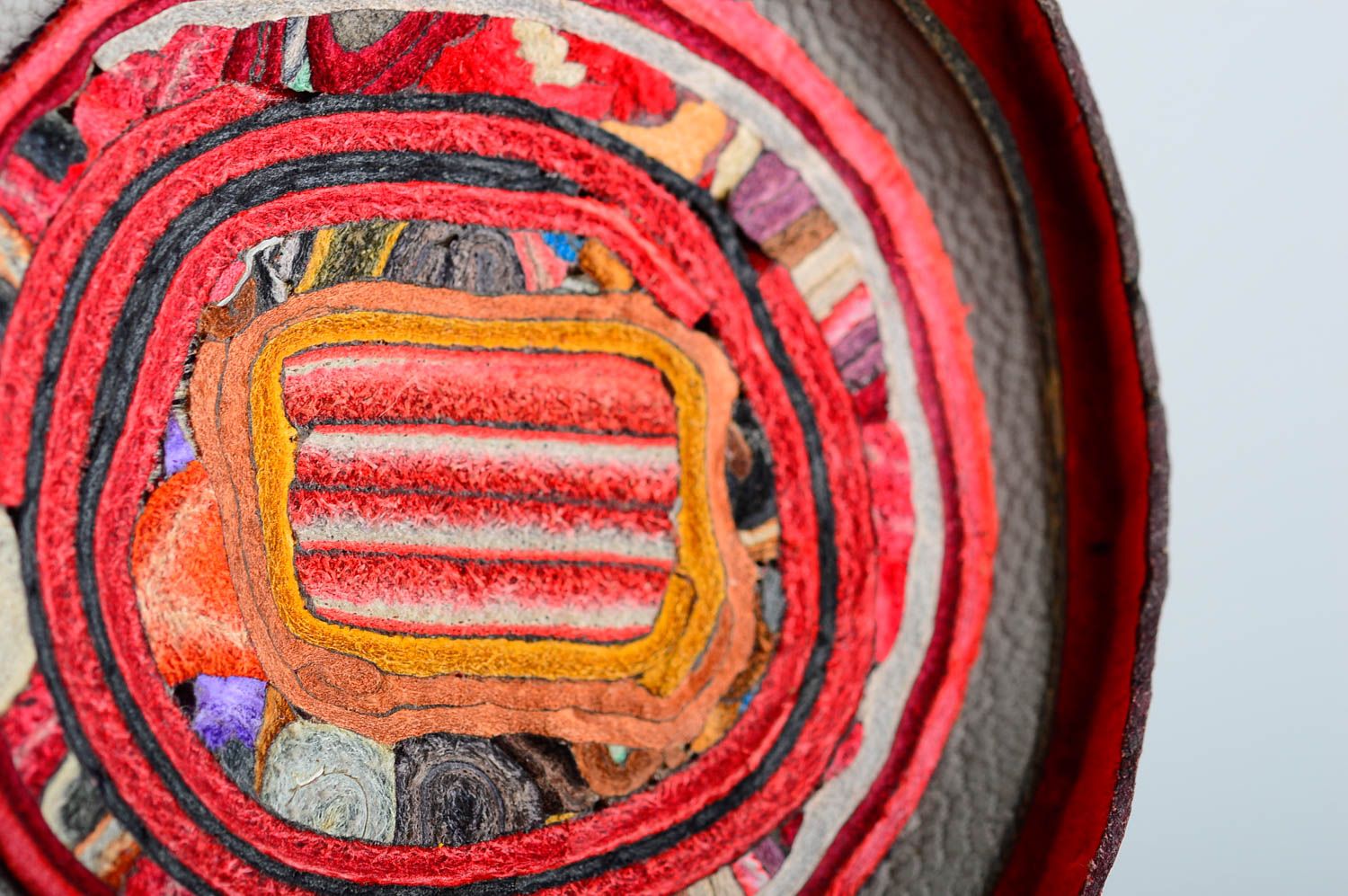Большие серьги украшение ручной работы серьги из кожи яркие разноцветные фото 5