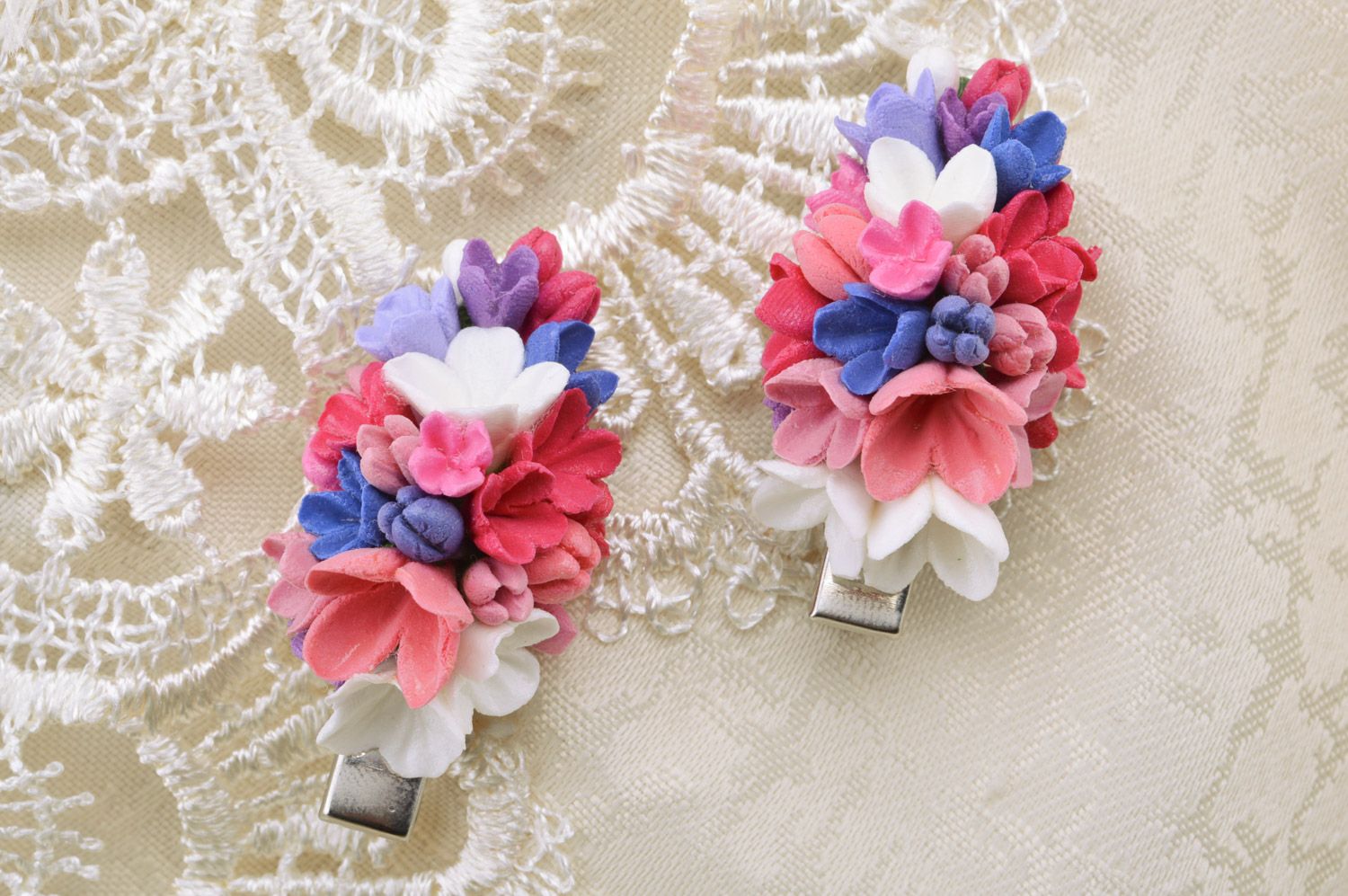 Hand molded volume polymer clay flower hair pins set 2 items photo 5
