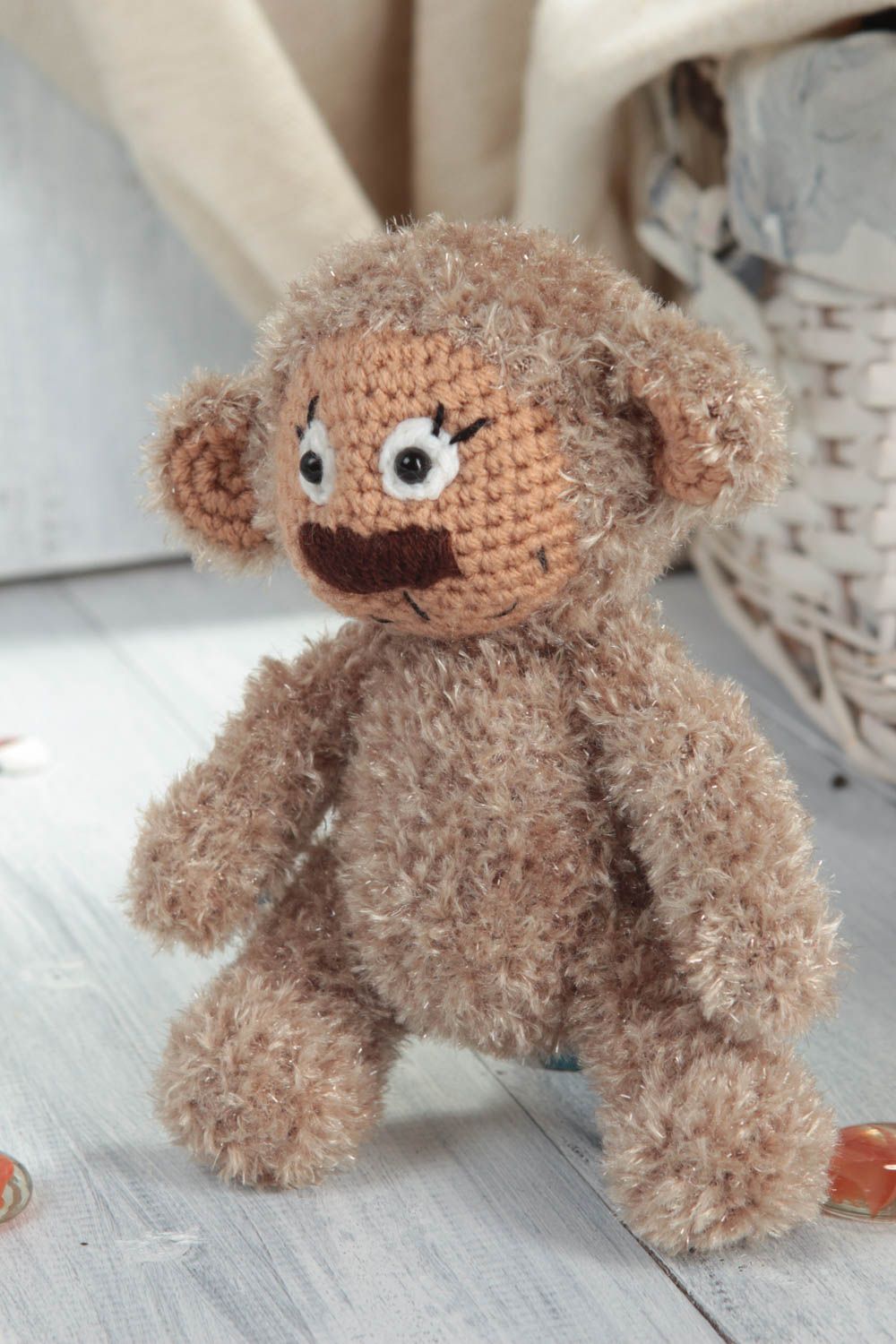 Peluche tricotée Jouet enfant fait main Cadeau original Ourson marron décor photo 1