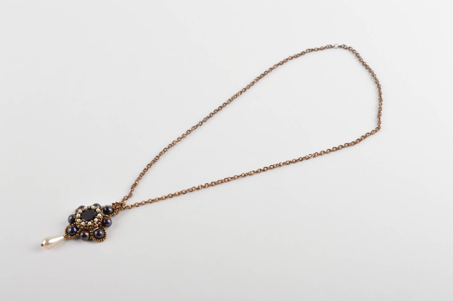 Ciondolo di perle fatto a mano pendente originale accessori originali da donna
 foto 4