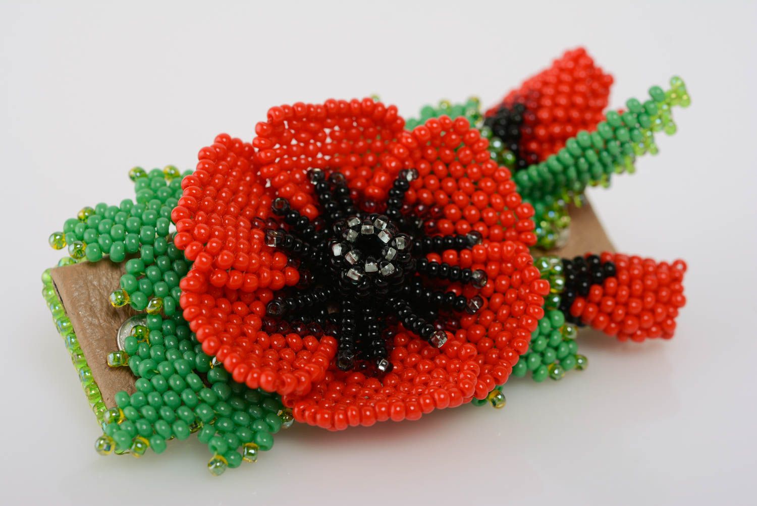 Handmade small red beaded flower hair clip designer automatic photo 3