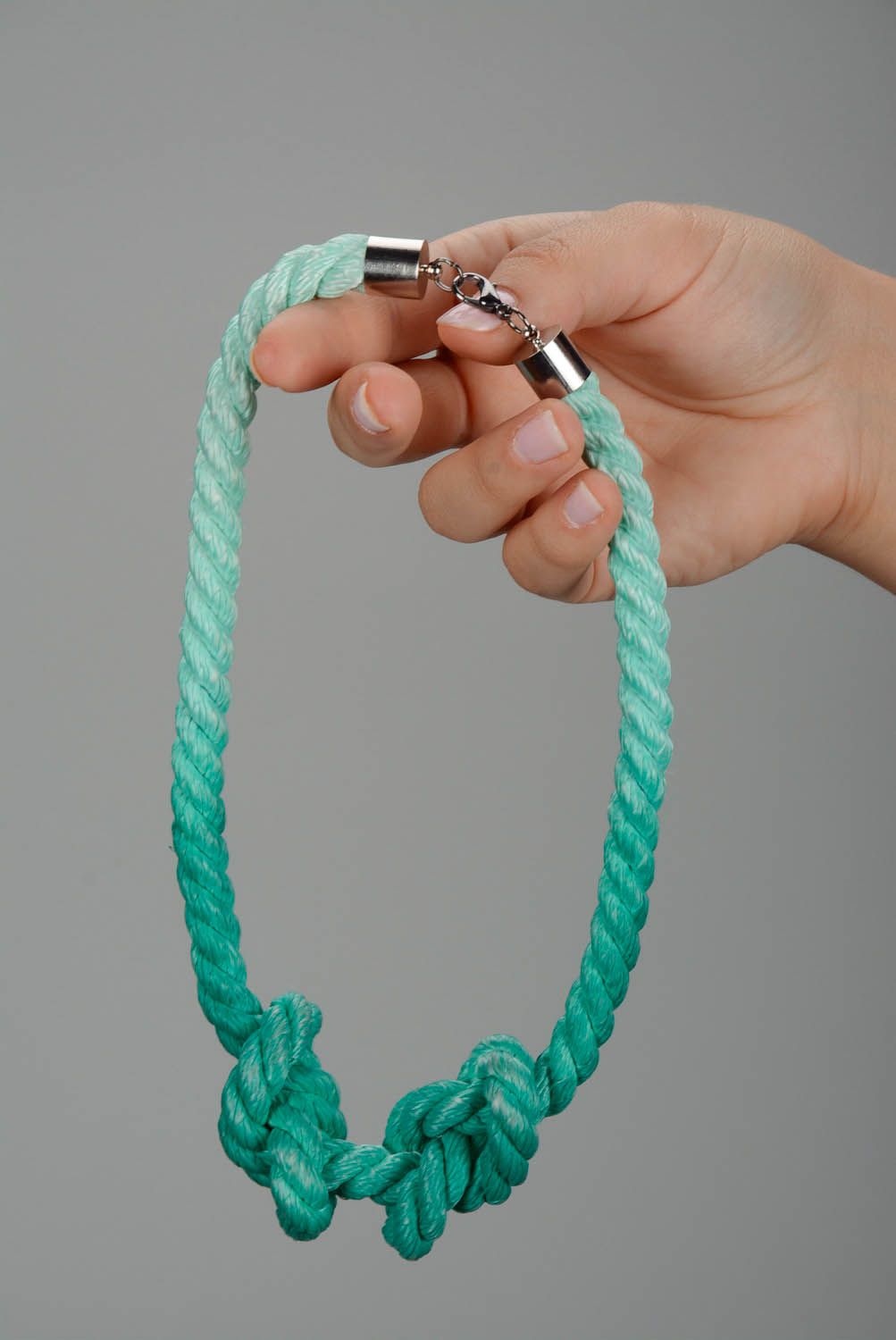 Handgemachtes Collier aus Seil Knoten foto 5